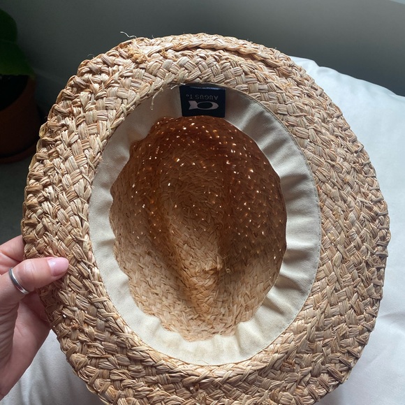 Straw hat - Picture 6 of 7